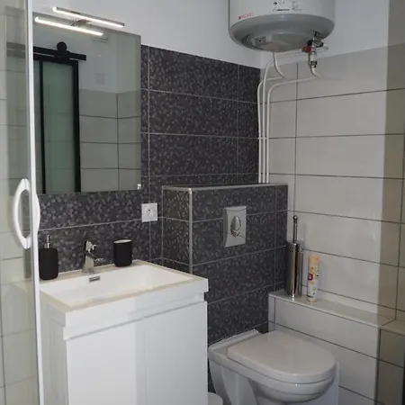 Apartment Le Millotet - Agreable A 2 Mn Gare *